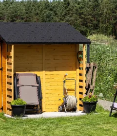 abri-de-jardin-comment-choisir-le-modele-ideal-pour-allier-rangement-confort-et-durabilite-dans-votre-exterieur